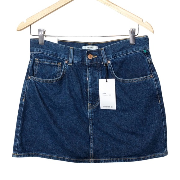 New with Tag Forever 21 Dark Wash Blue Denim Collection Button Fly Mini Skirt - Picture 5 of 16